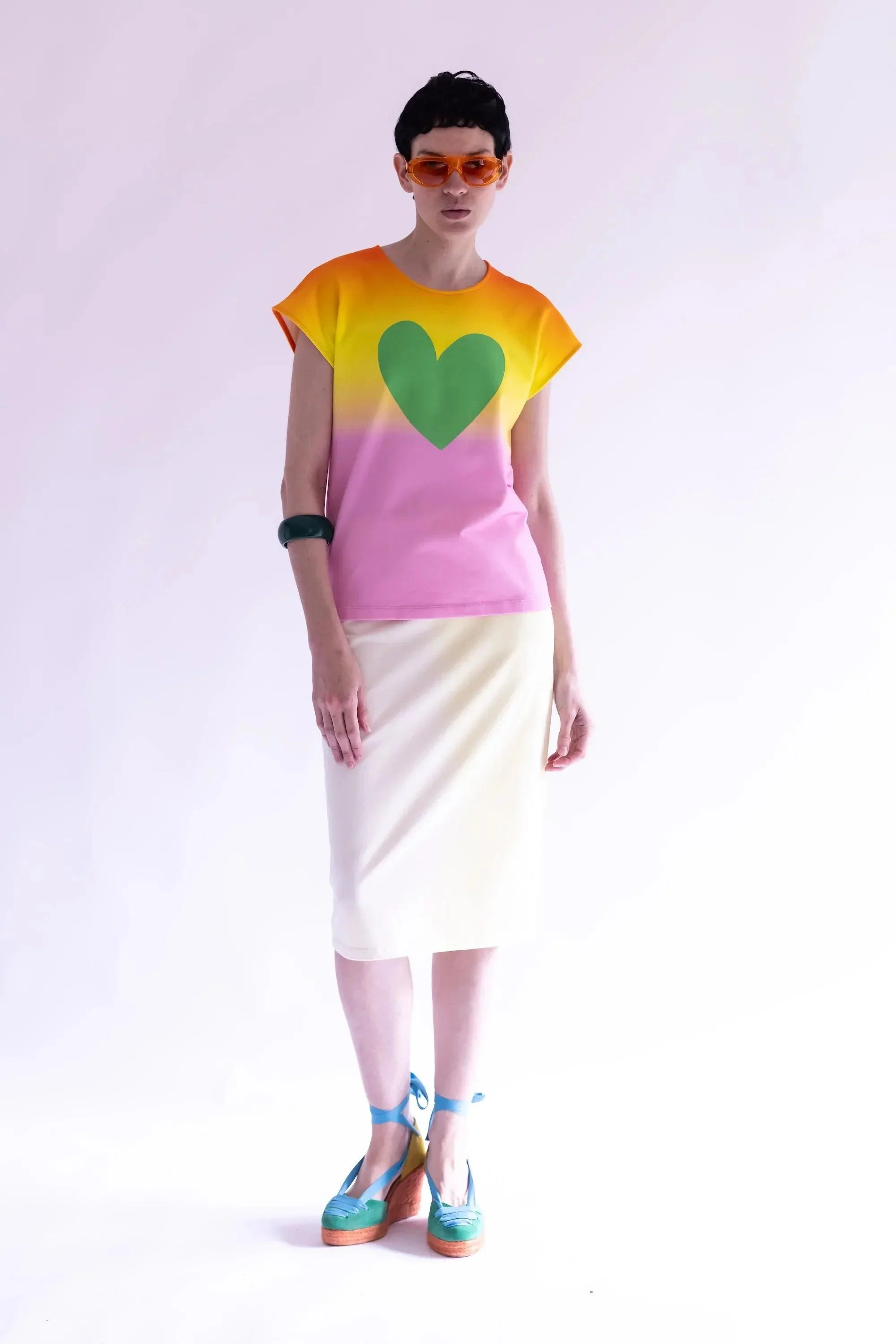 CAMISETA SIN MANGAS CORAZON DEGRADADA - Image 2